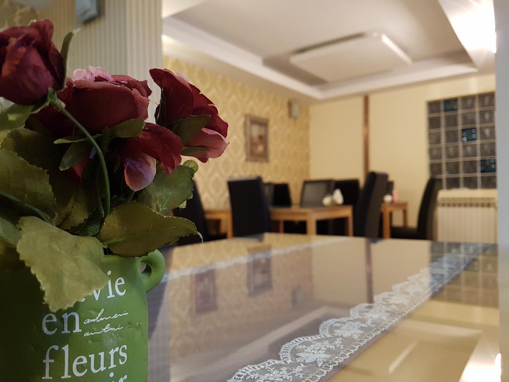 Hotel Irmak ซาราเยโว ภายนอก รูปภาพ