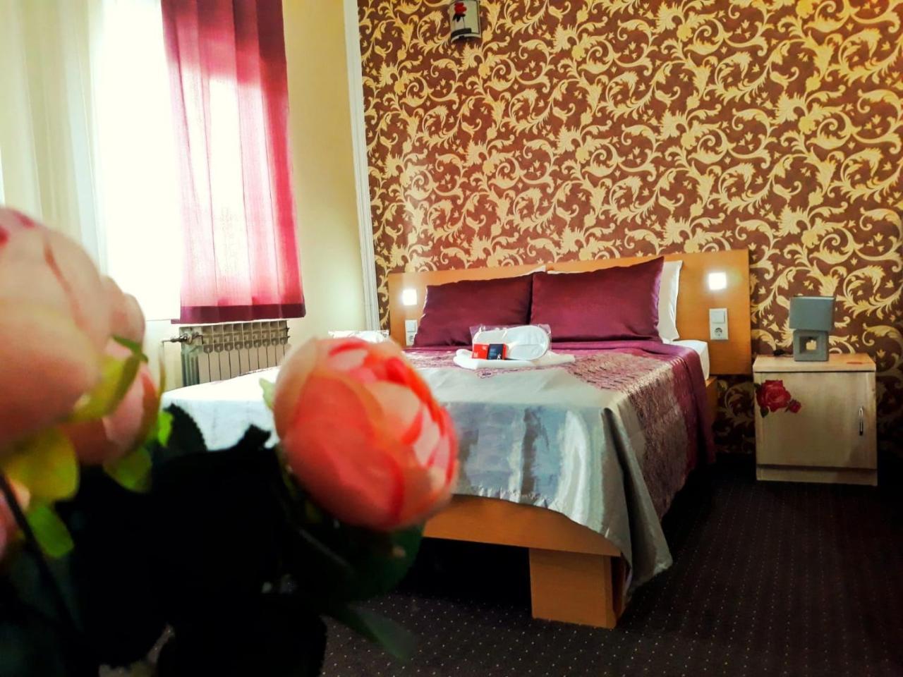 Hotel Irmak ซาราเยโว ภายนอก รูปภาพ