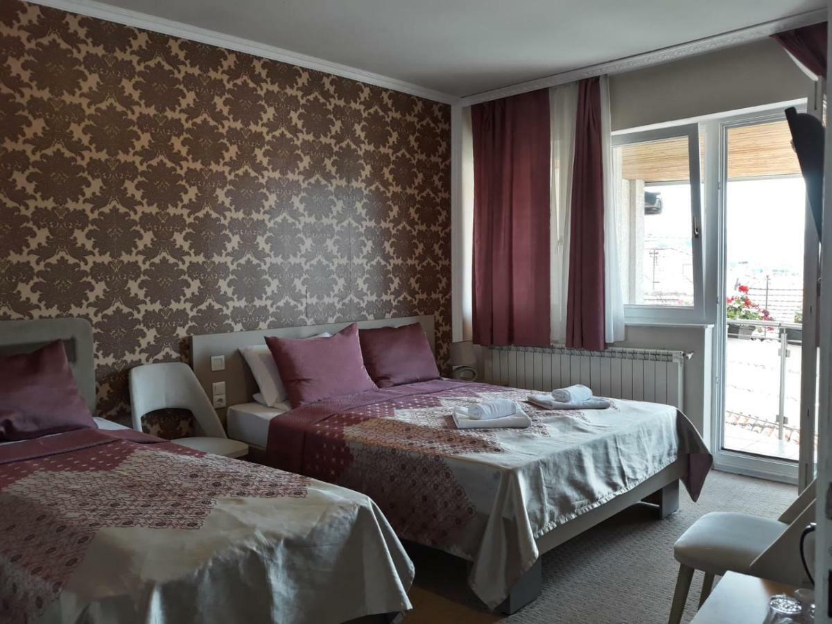 Hotel Irmak ซาราเยโว ภายนอก รูปภาพ